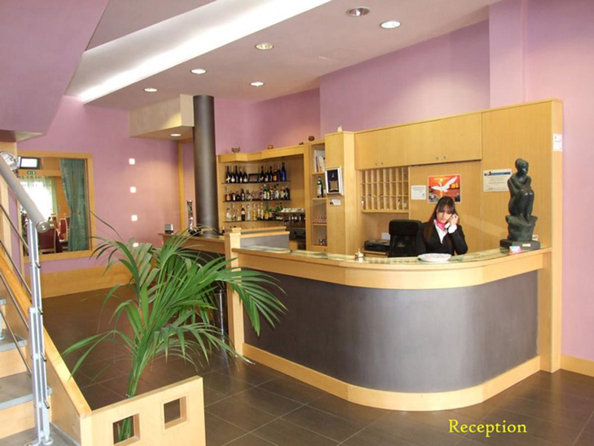 Hotel Airone Trinitapoli Exterior photo